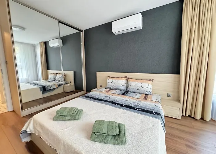 Infinity Μπουργκάς