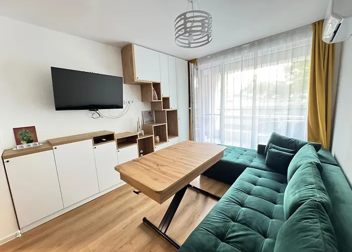 Infinity * Μπουργκάς